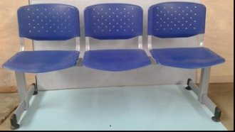 BANQUETA CON ASIENTO DE PVC PARA SALA DE ESPERA
